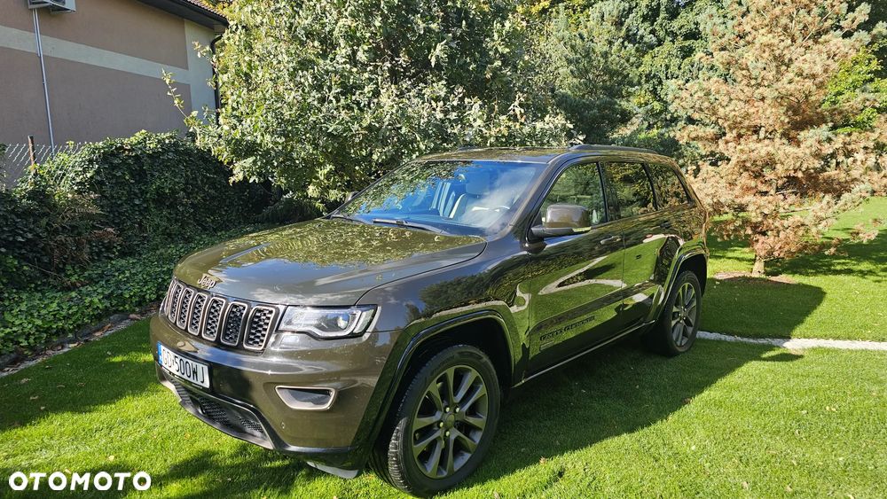 Jeep Grand Cherokee - 9