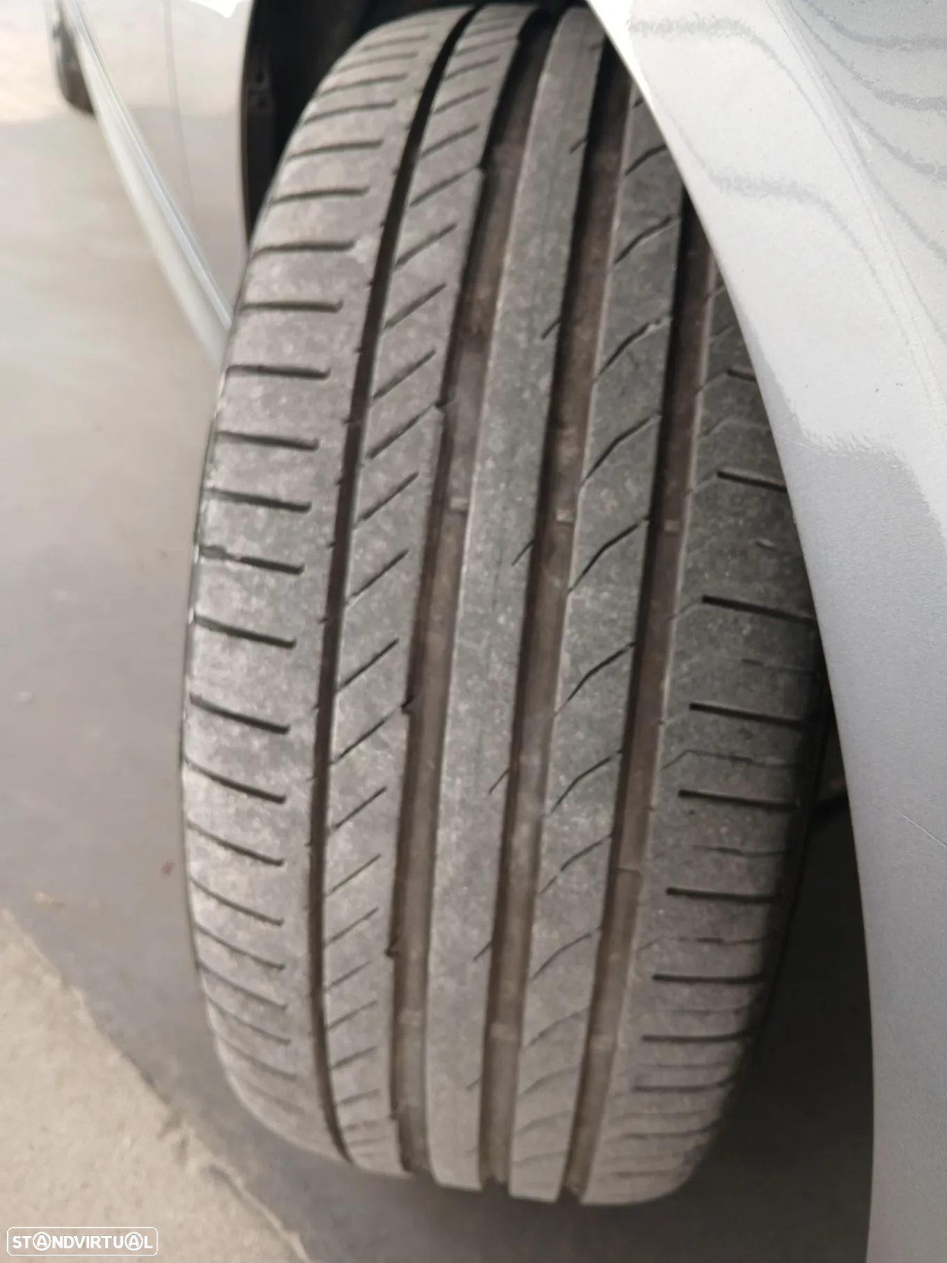 BMW 320 d Navigation Sport - 13
