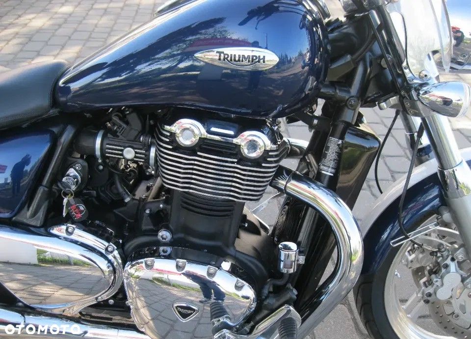 Triumph Thunderbird - 8