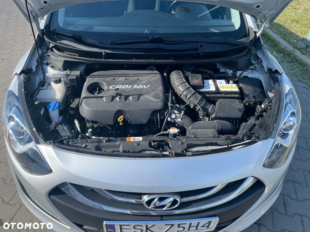 Hyundai i30 1.6 CRDI Trend - 6