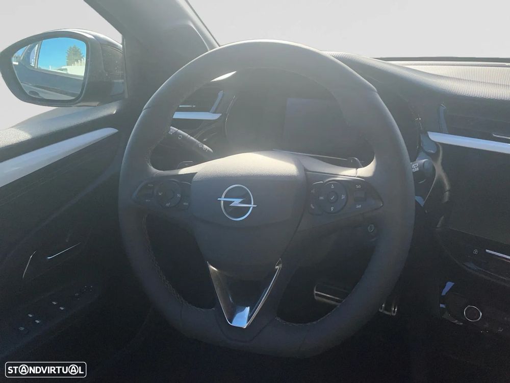 Opel Corsa 1.2 T GS - 12