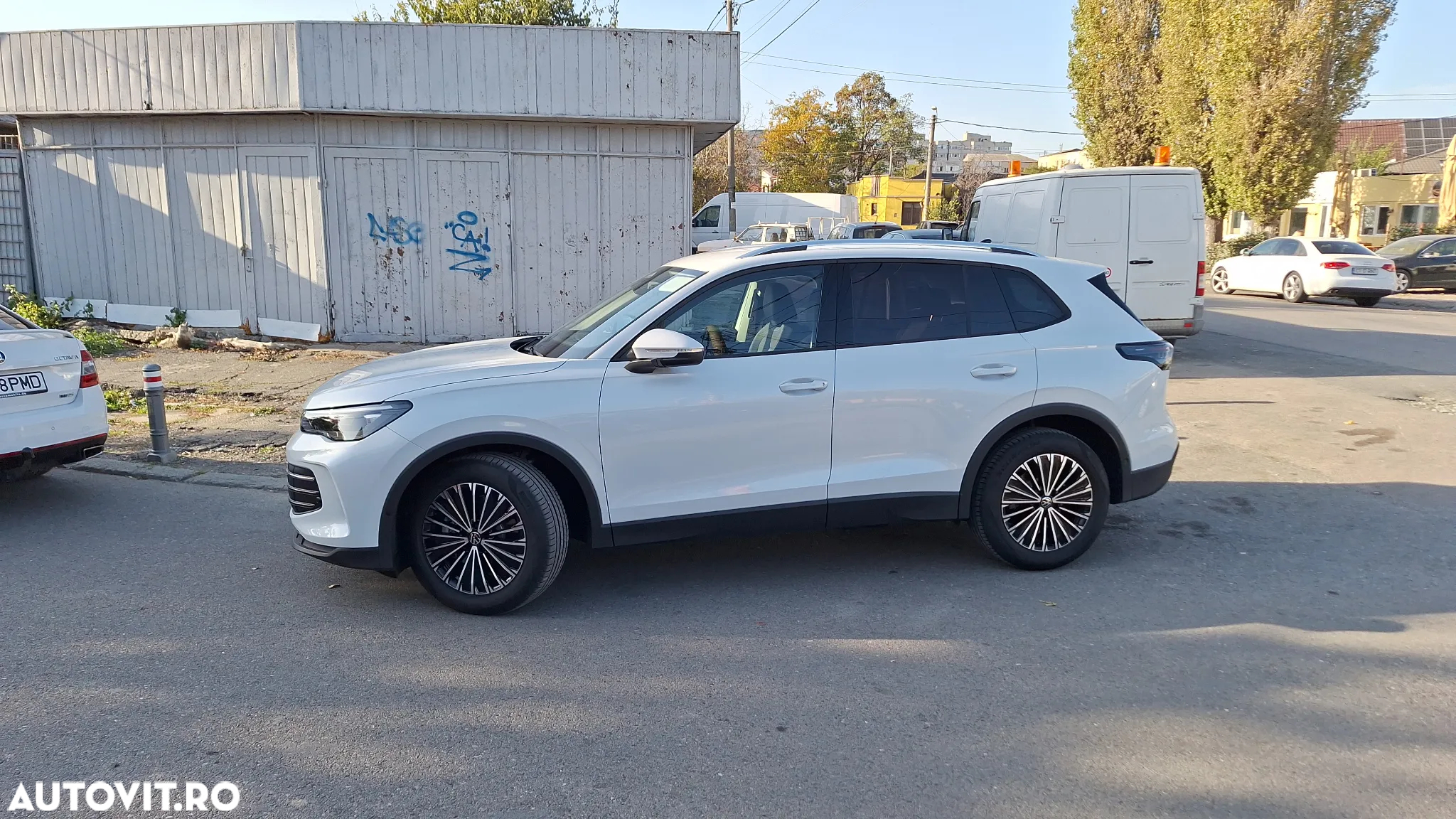Volkswagen Tiguan 2.0 TDI DSG Advanced - 3