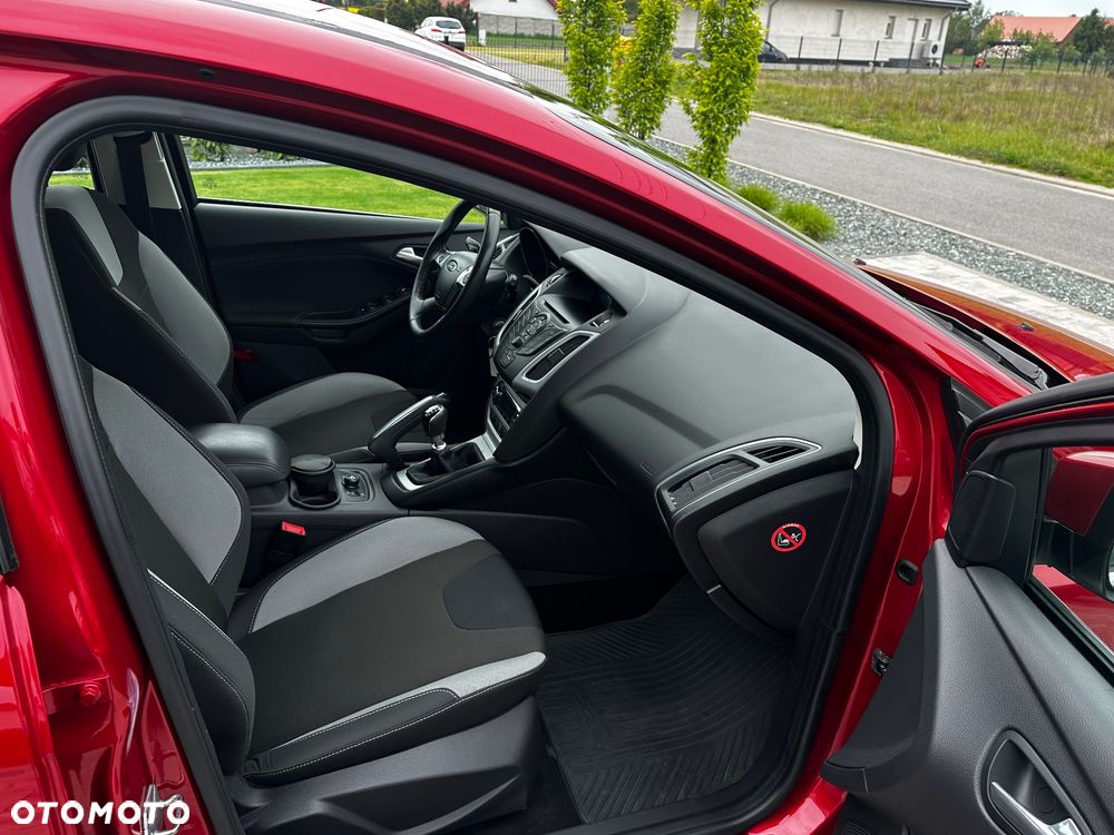 Ford Focus - 14