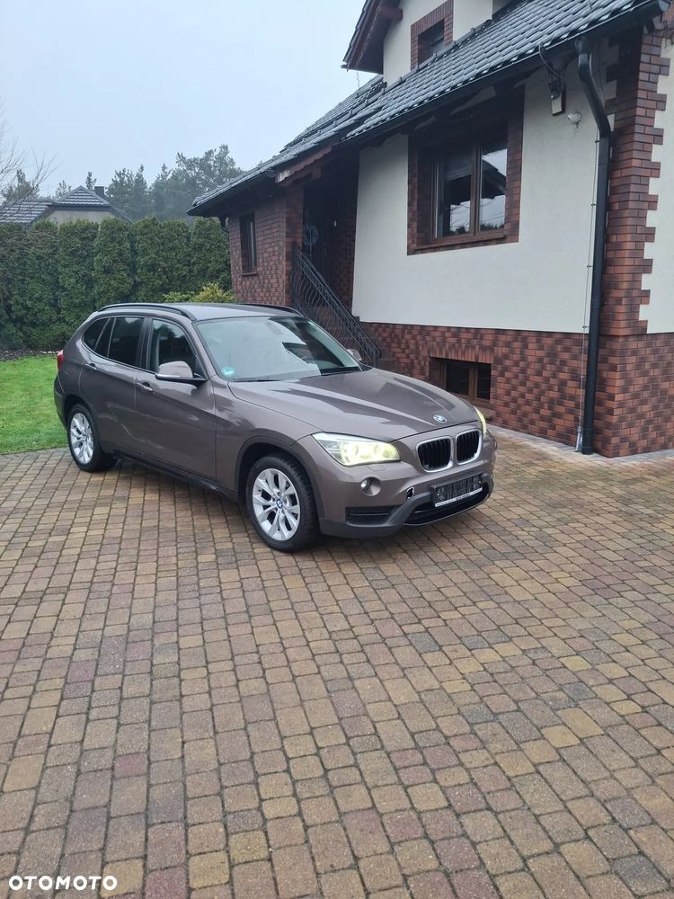 BMW X1 sDrive18d xLine - 1