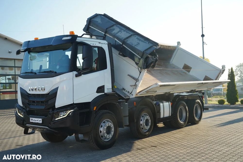 Iveco X-WAY 480 / 8X4 / BASCULATOR DUBLU / BANCĂ LATERALĂ HIDRODOXICĂ / PERDĂ ELECTRICĂ / ANVELOPE 100% / - 9
