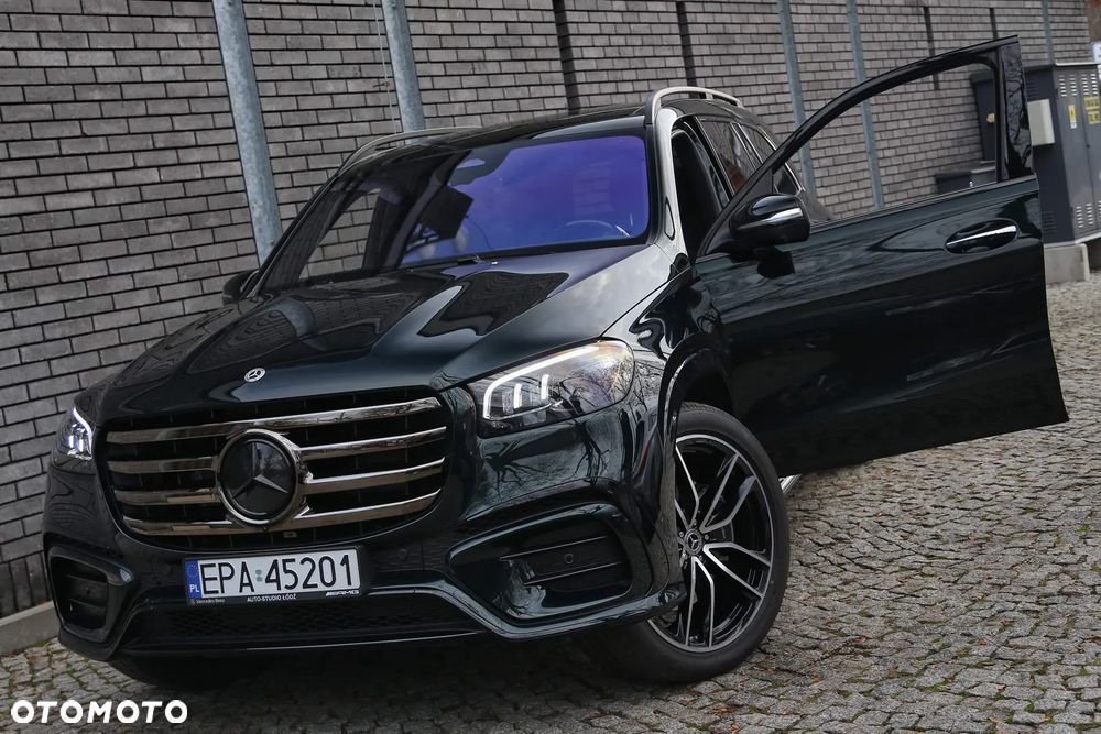 Mercedes-Benz GLS - 1
