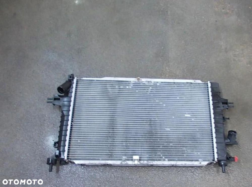 CHŁODNICA WODY OPEL ASTRA III H CDTI - 1