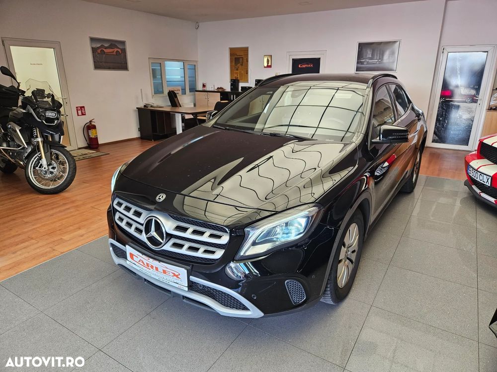 Mercedes-Benz GLA - 2