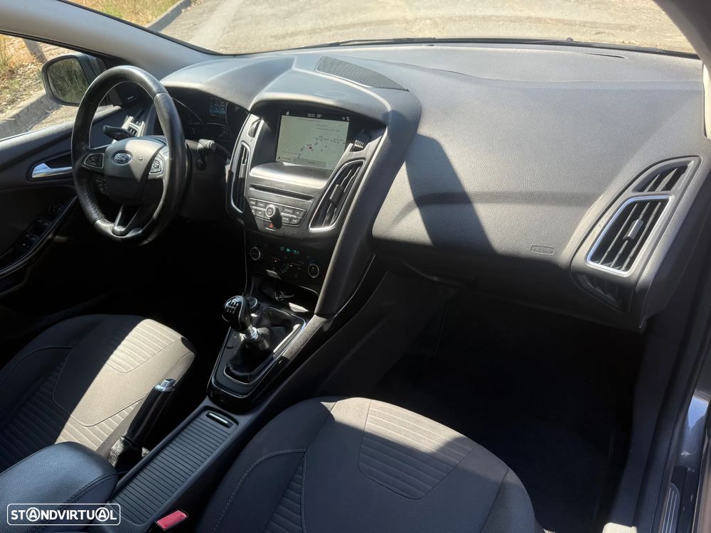 Ford Focus SW 1.5 TDCi Titanium - 14