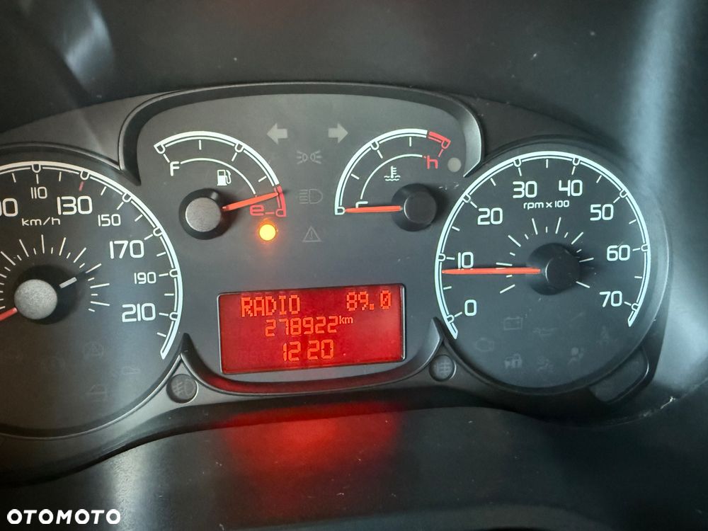 Fiat Doblo - 22