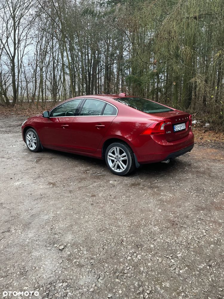 Volvo S60 D5 Momentum - 11