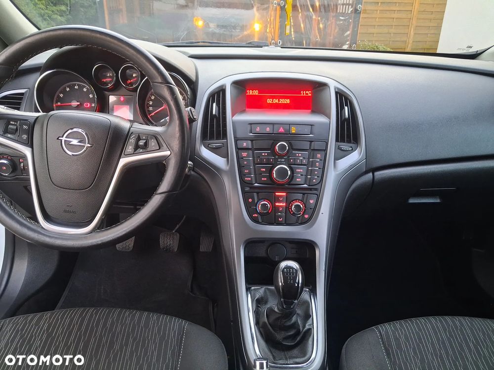 Opel Astra 1.6 Cosmo - 12