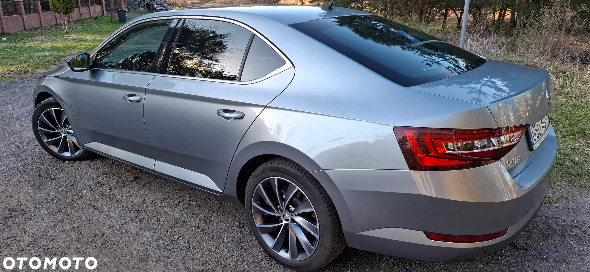 Skoda Superb 2.0 TDI Style - 9