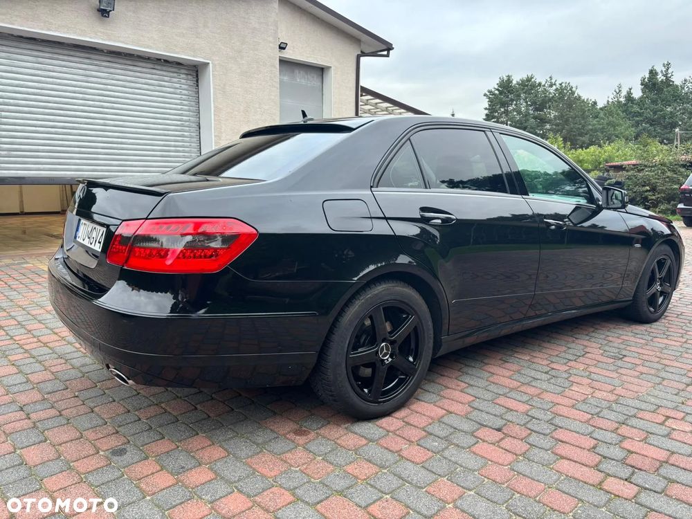 Mercedes-Benz Klasa E 350 CDI BlueEff - 5