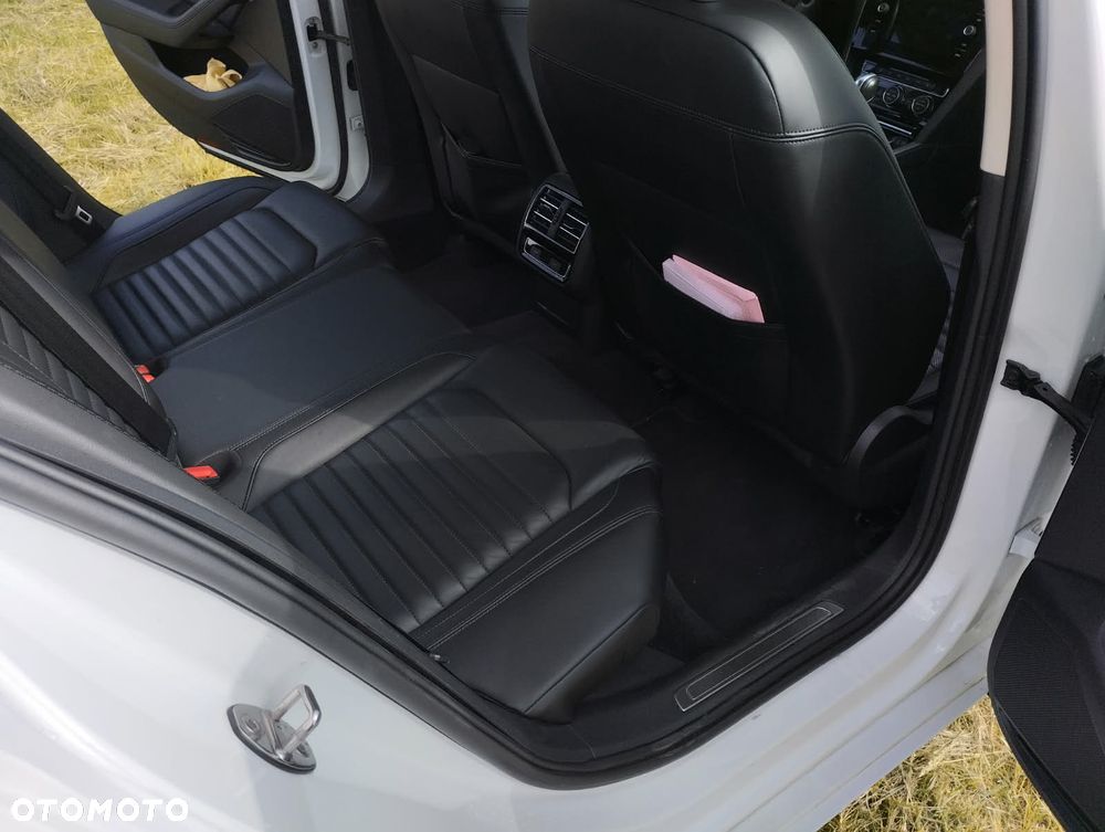 Volkswagen Passat 2.0 TSI BMT Highline DSG - 9