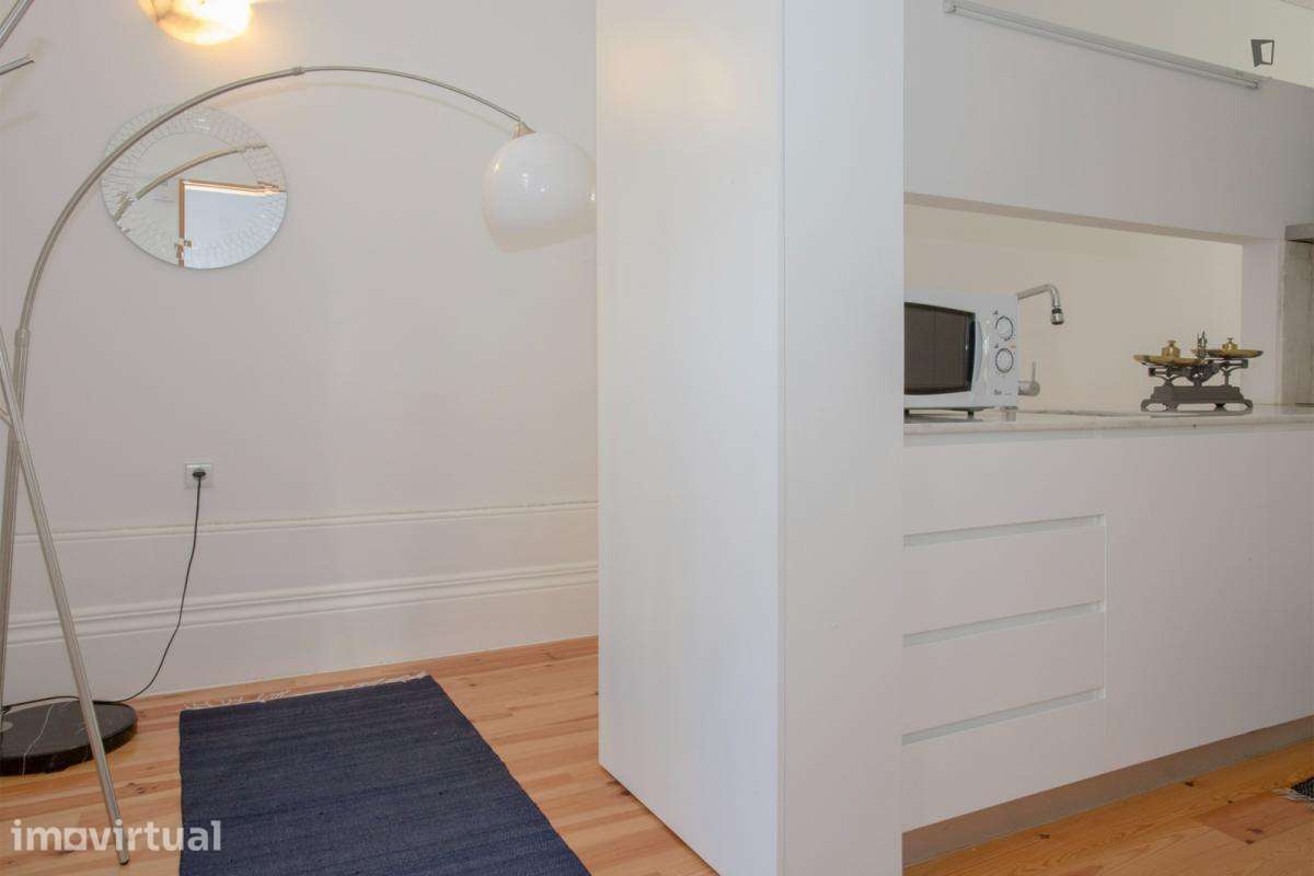Apartamento com 2 quartos - localizado em Santo Ildefonso Porto - Grande imagem: 2/35