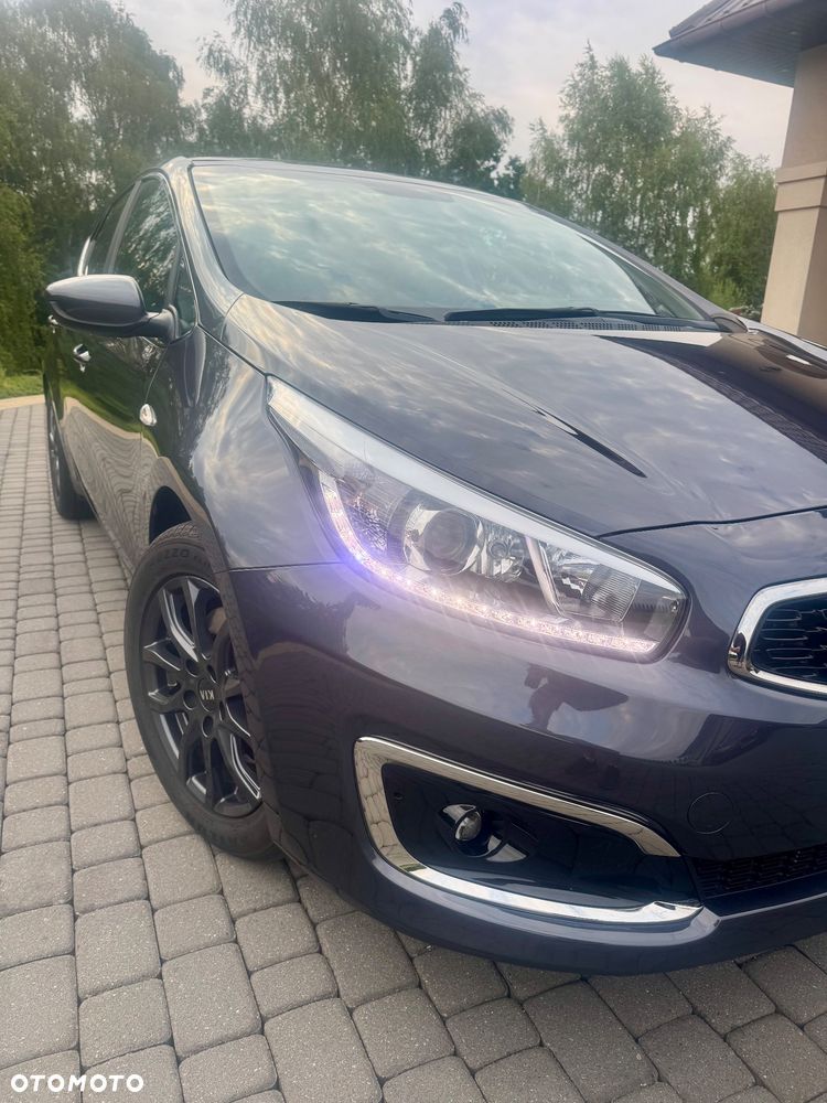Kia Ceed 1.4 L Business Line - 12