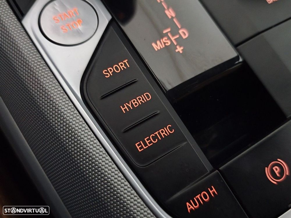 BMW 330 e Corporate Edition Auto - 28