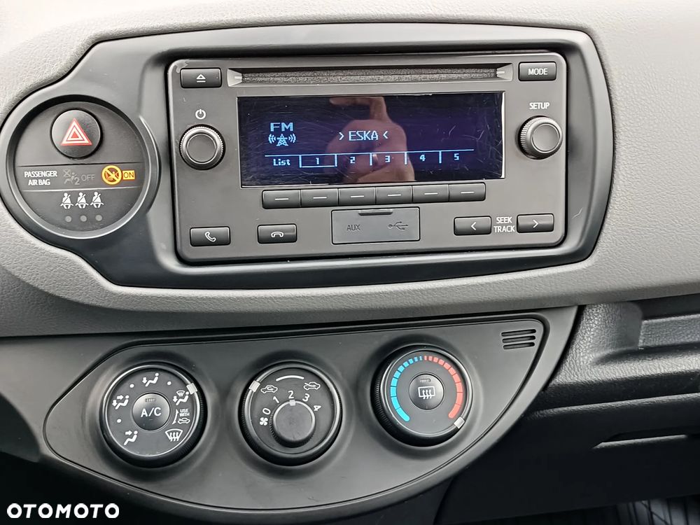 Toyota Yaris 1.5 Life - 23