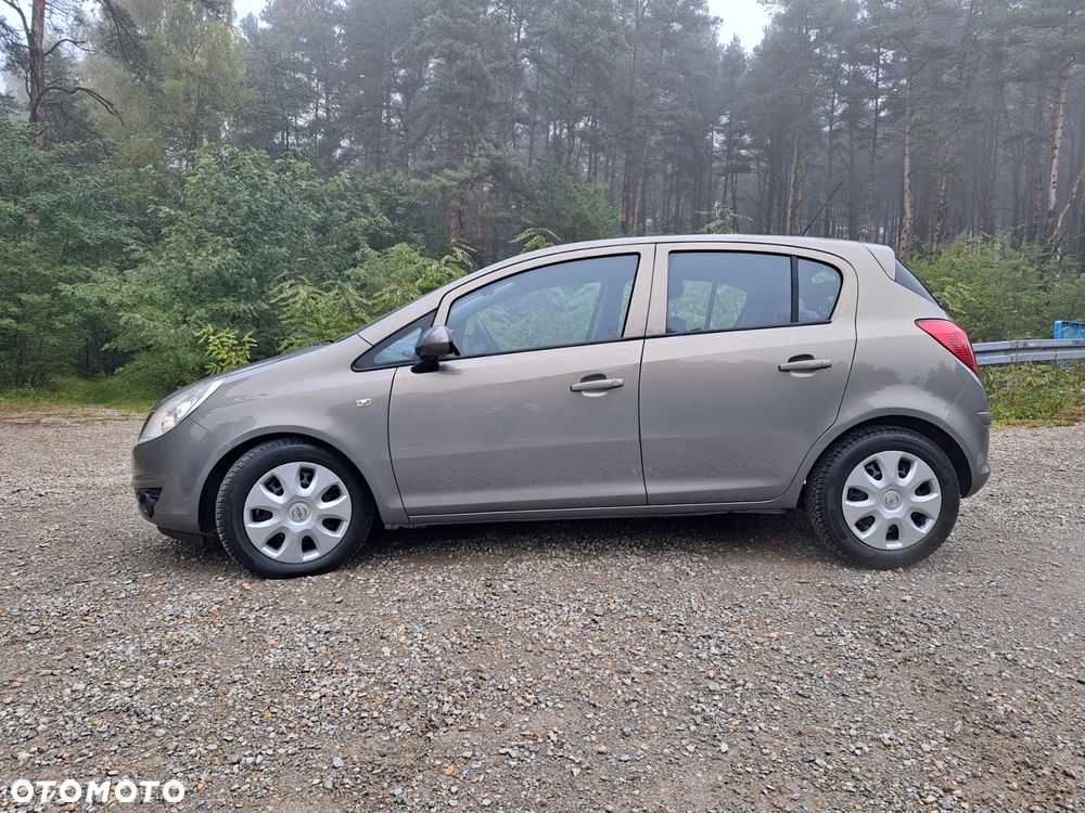Opel Corsa 1.2 16V Enjoy - 8
