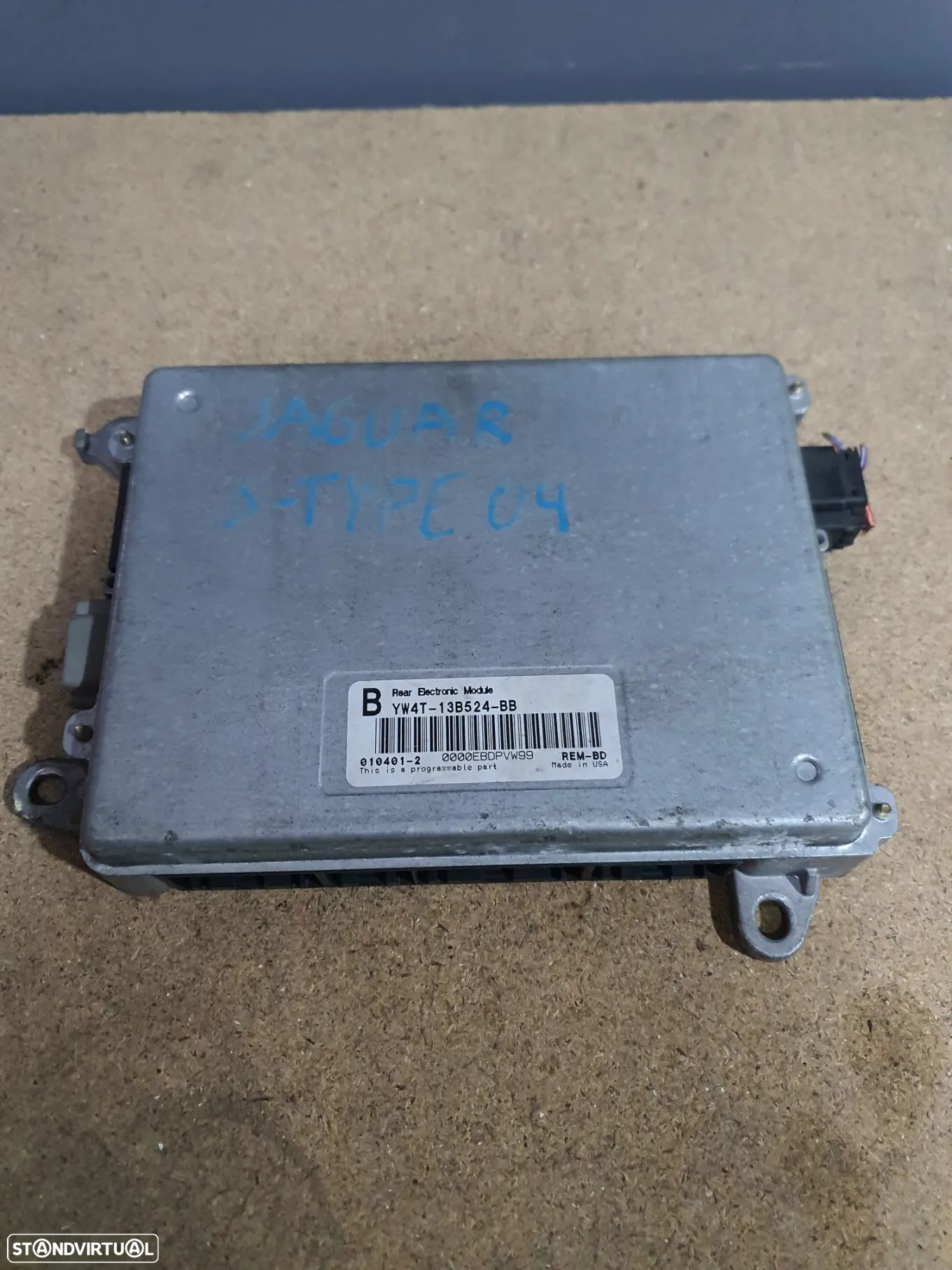 CENTRALINA DO MOTOR JAGUAT STYPE / YW4T13B524BB - 1