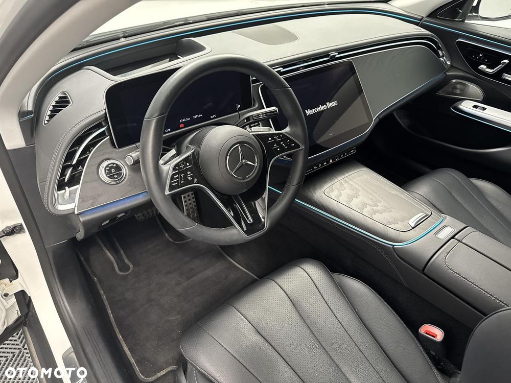 Mercedes-Benz Klasa E 300 de PHEV 4-Matic All-Terrain Avantgarde 9G-Tronic - 14