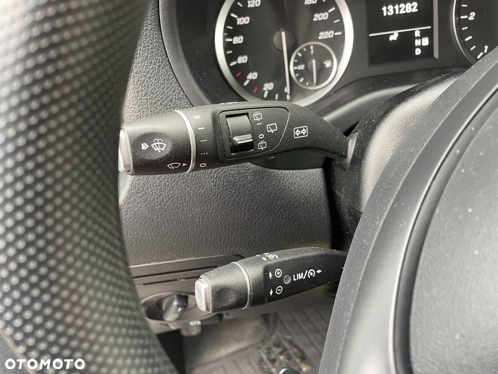 Mercedes-Benz Vito - 11