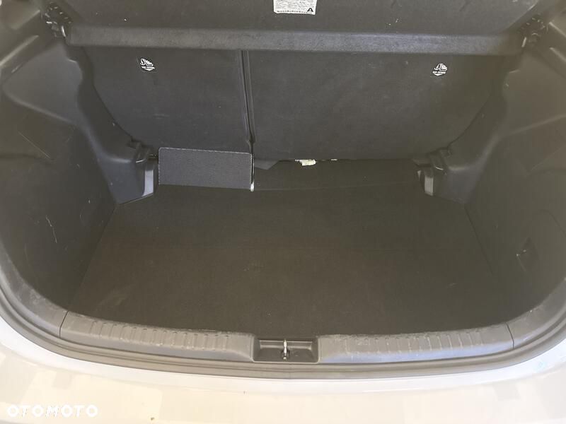 Toyota Yaris Hybrid 1.5 Active - 22