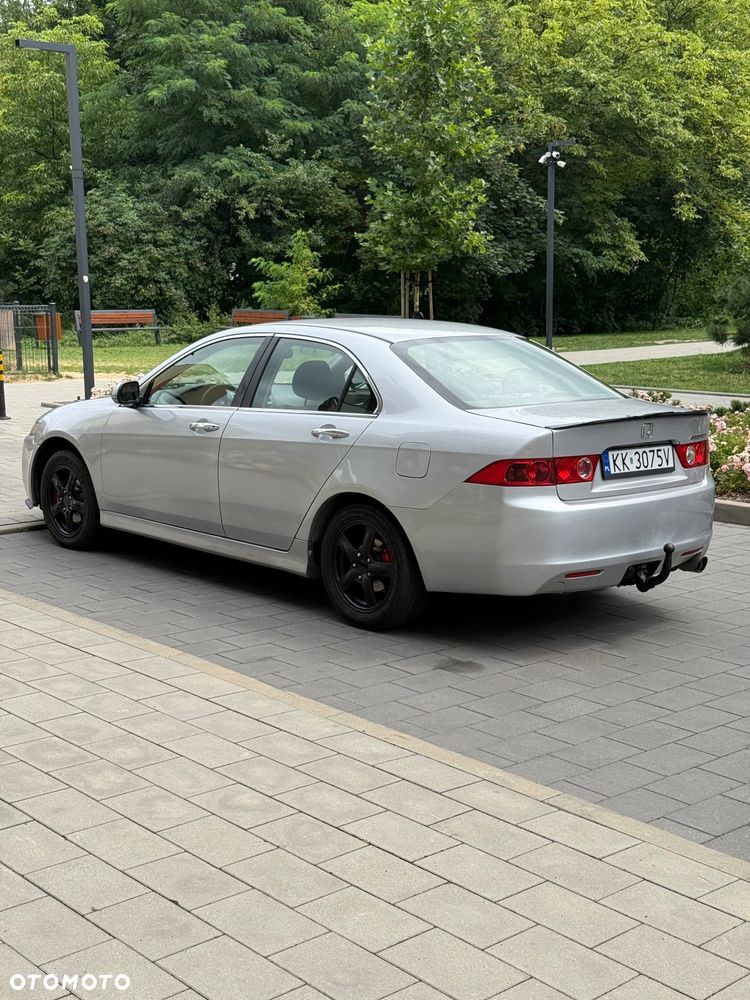 Honda Accord 2.0 Comfort - 8