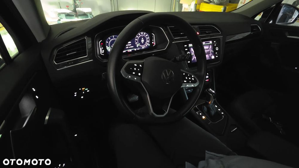 Volkswagen Tiguan 1.5 TSI EVO Elegance DSG - 26
