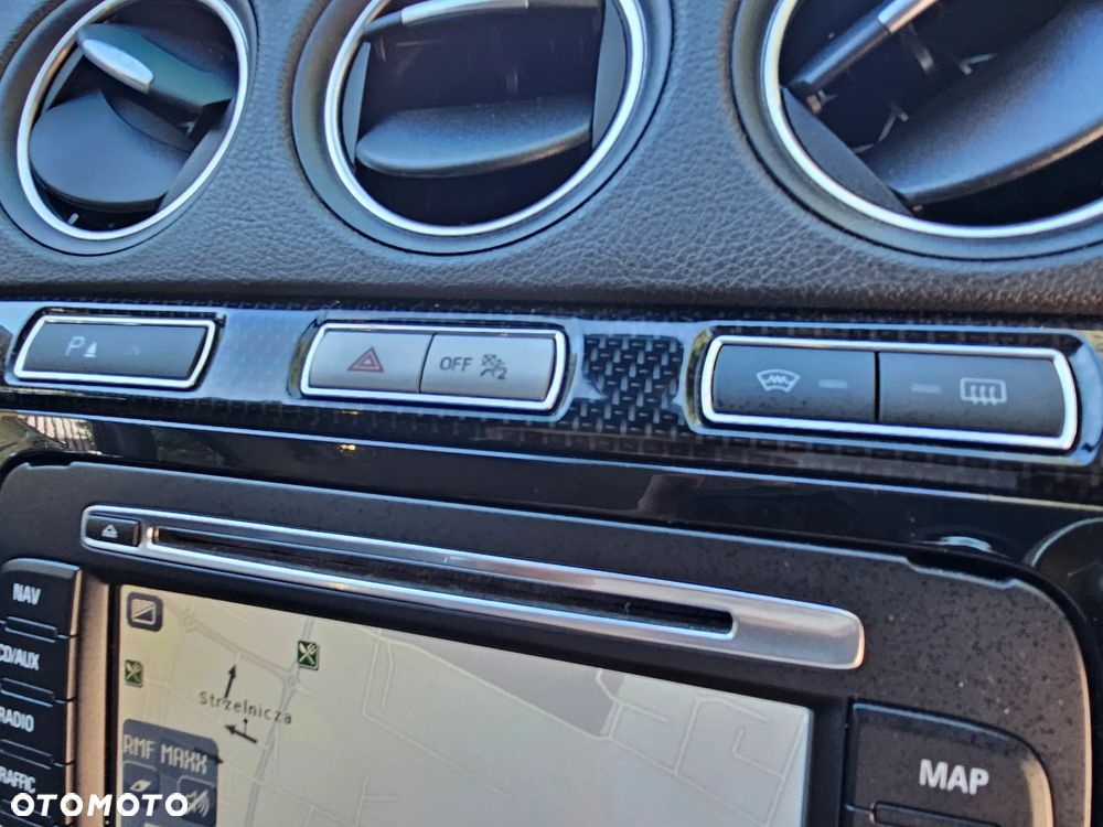Ford C-MAX - 13