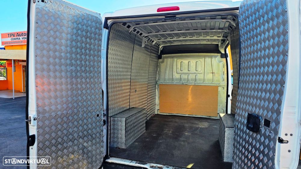 Peugeot Boxer 2.2 BlueHDi 335 L2 CD - 4