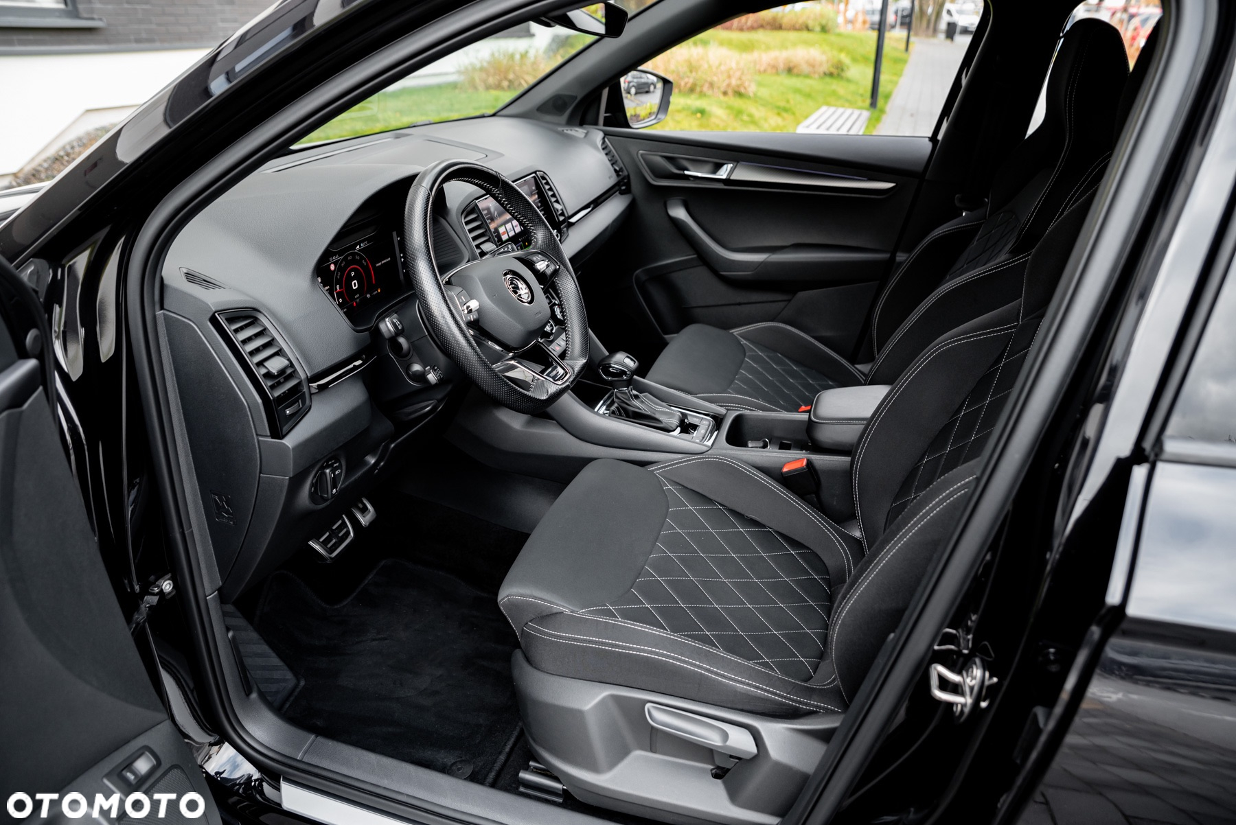 Skoda Karoq 2.0 TSI 4x4 DSG Sportline - 23