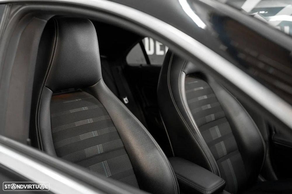 Mercedes-Benz CLA 200 d 7G-DCT Urban - 17