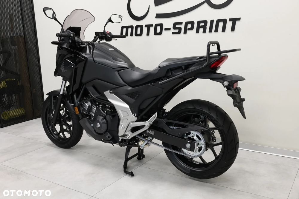 Honda NC - 10