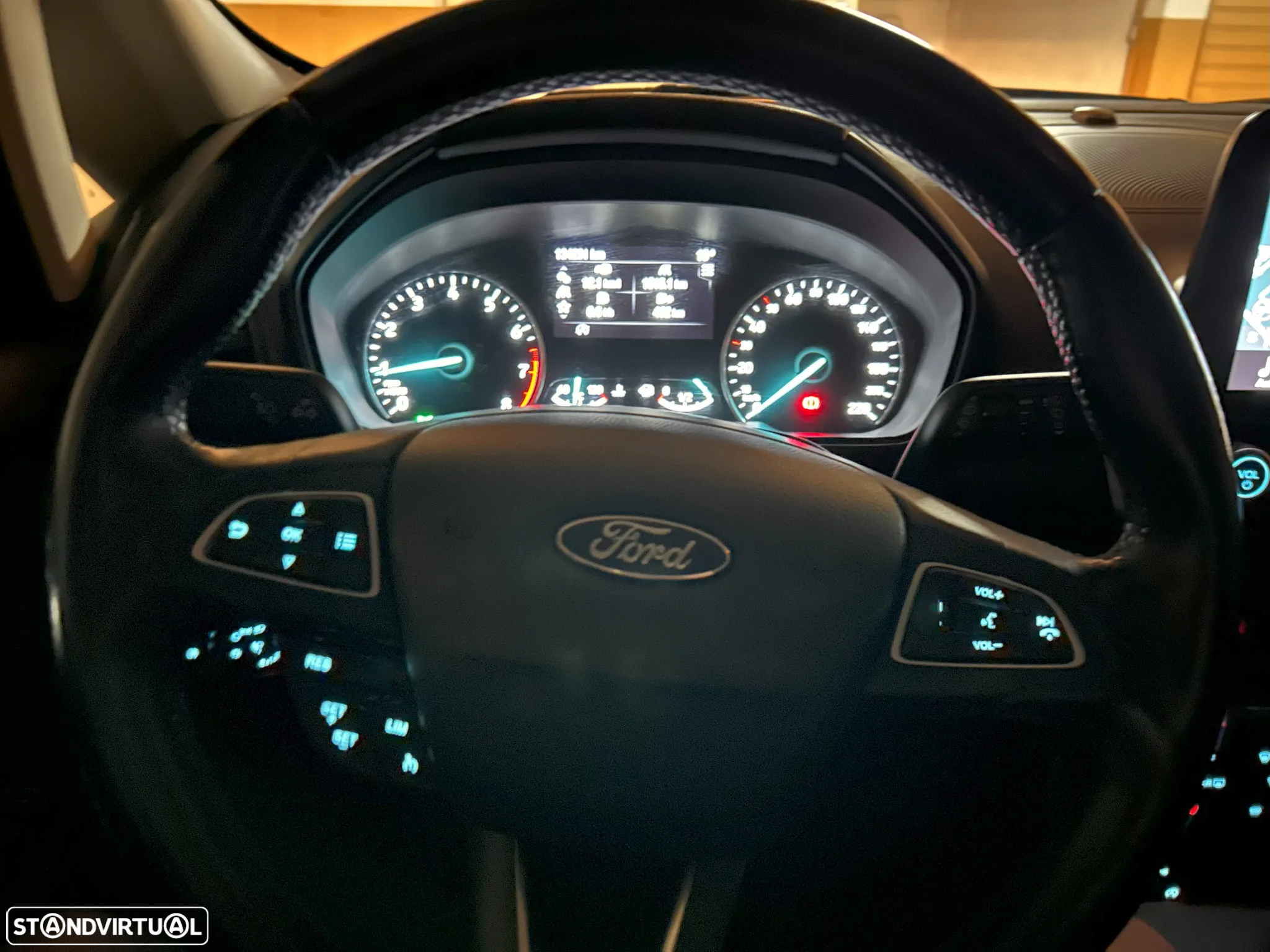 Ford EcoSport 1.0 EcoBoost - 29