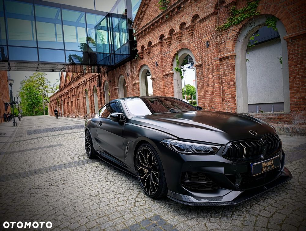 BMW Seria 8 - 7