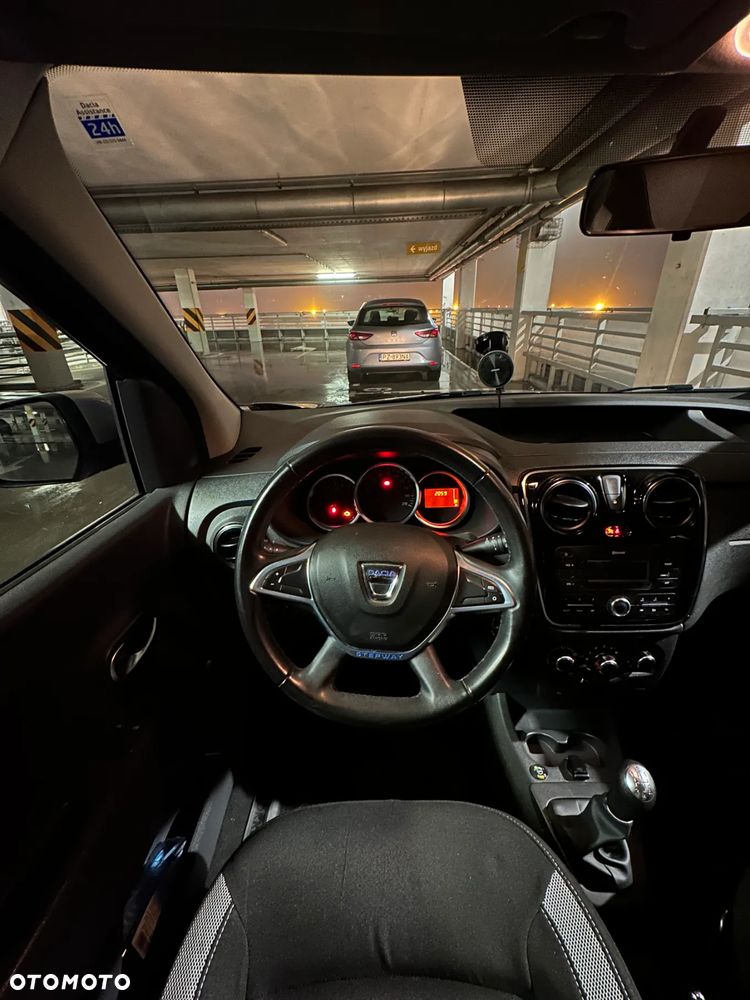 Dacia Dokker 1.6 SCe Stepway - 17