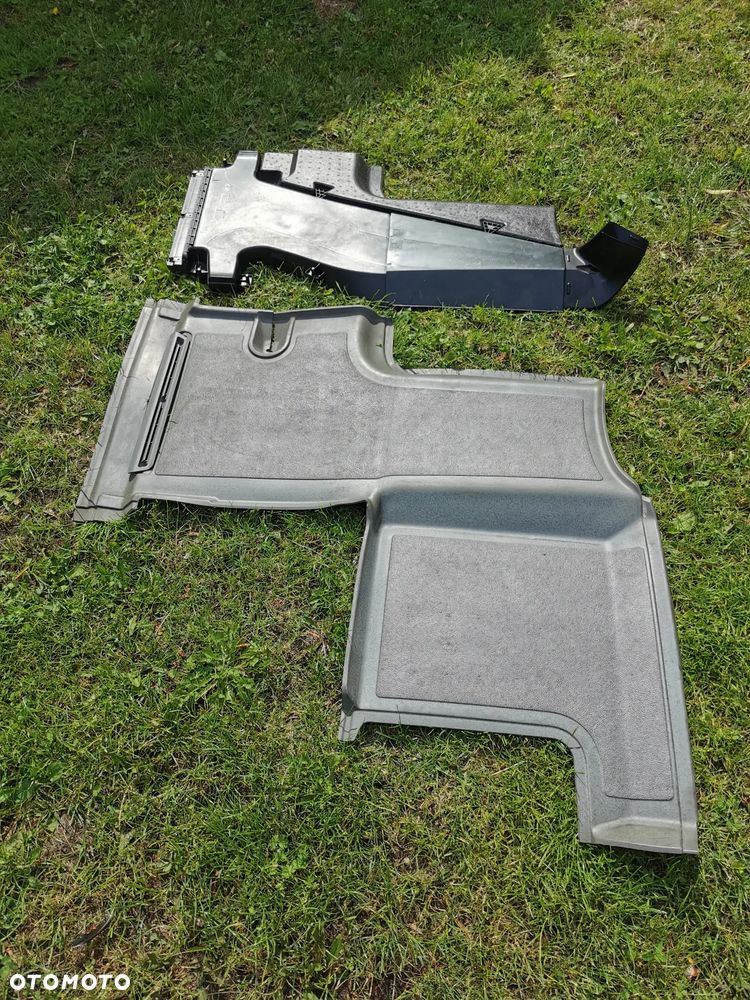 Podłoga szyny Podsufitka Sprinter 906  wykładzina tunel nawiewu boczki  fotele Mercedes Sprinter 906 fotele - 7