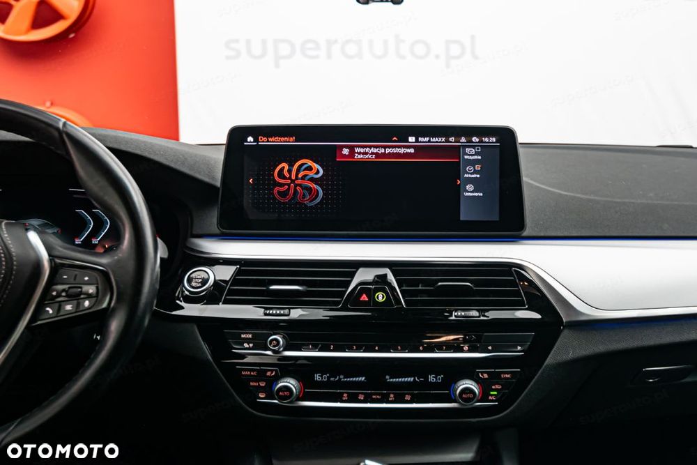 BMW Seria 5 518d - 19