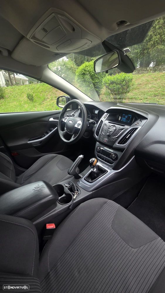 Ford Focus SW 1.6 TDCi Titanium - 9