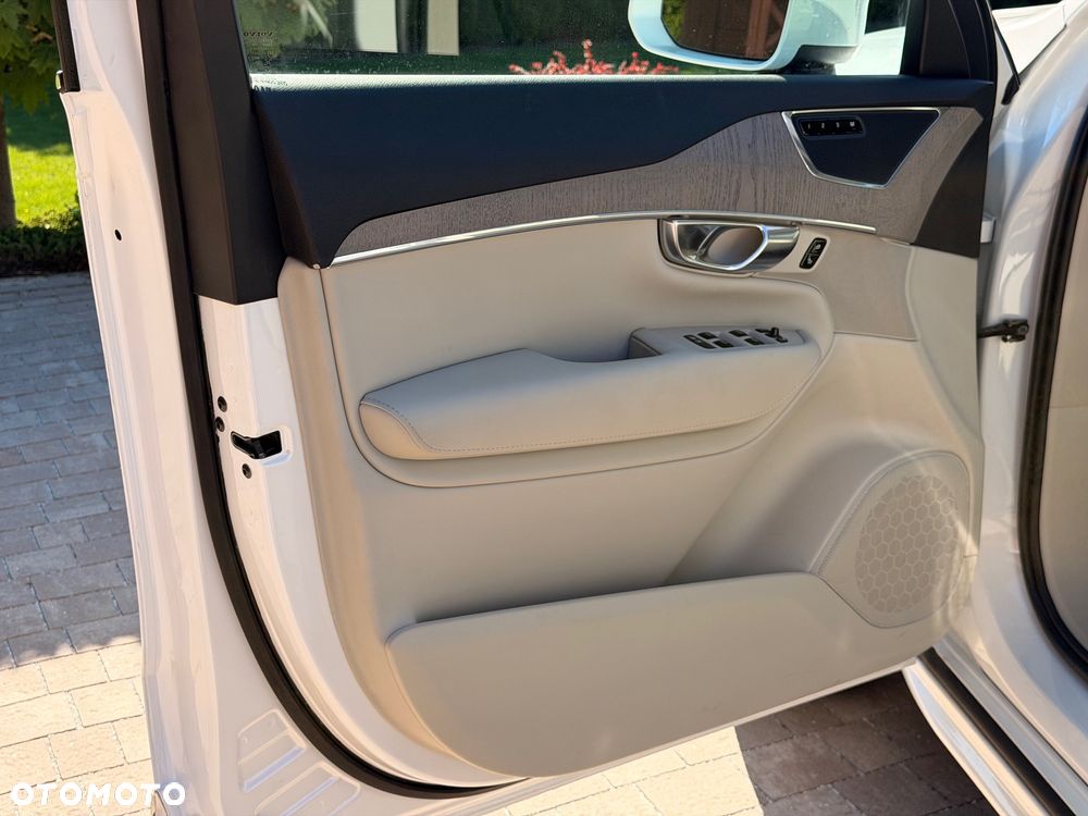 Volvo XC 90 B5 B AWD Ultimate Bright - 10