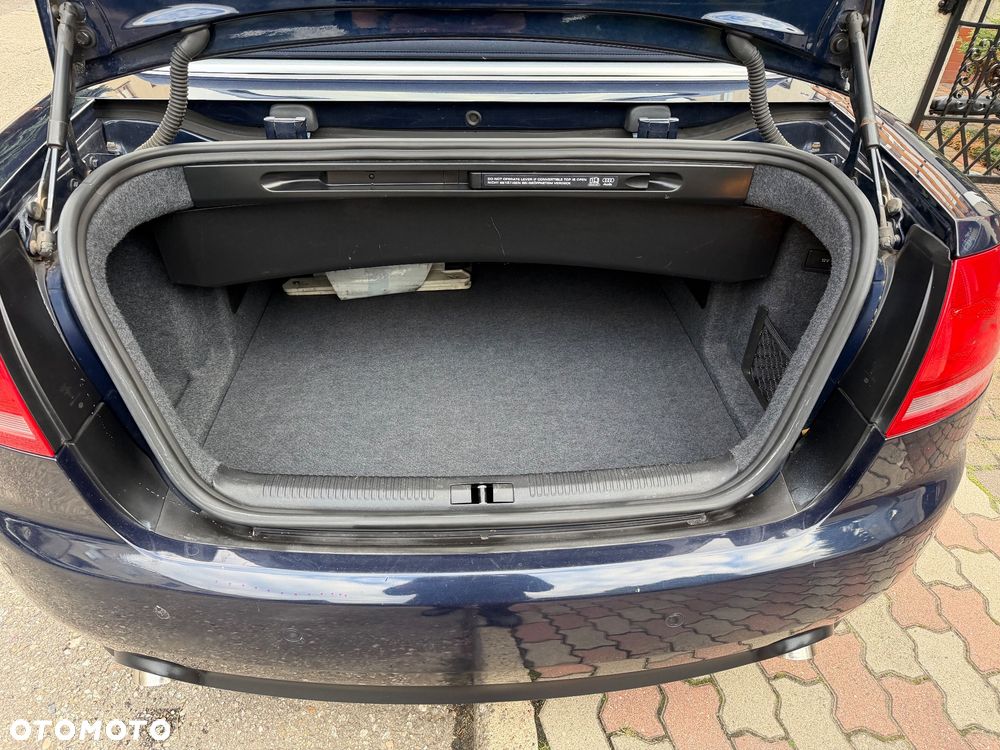 Audi A4 Cabrio 3.0 TDI DPF Quattro - 31