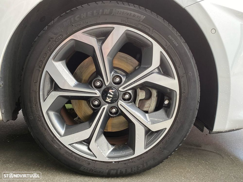 Kia Ceed 1.4 T-GDI TX+SRF 7DCT - 20