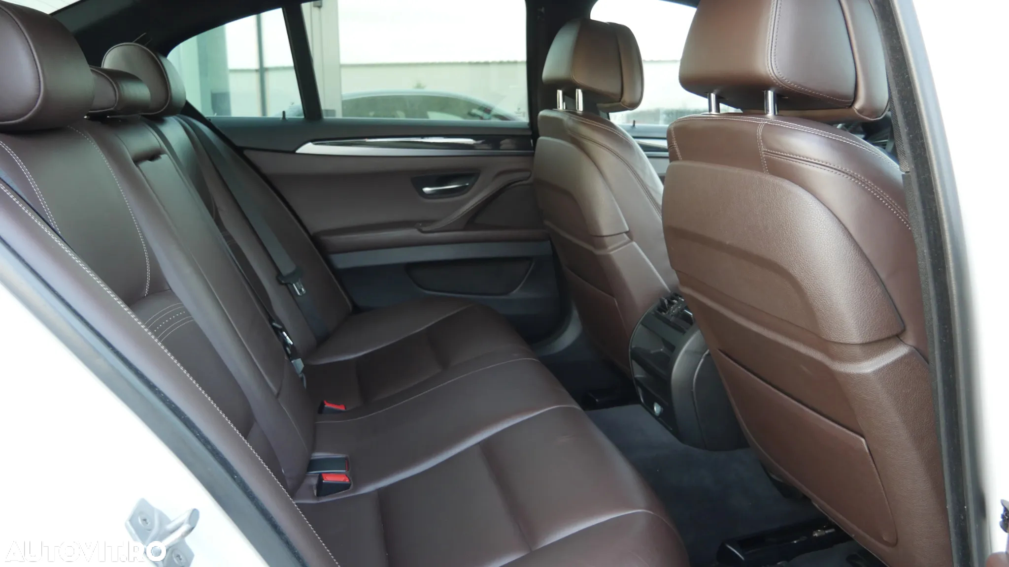 BMW Seria 5 535d xDrive AT - 15