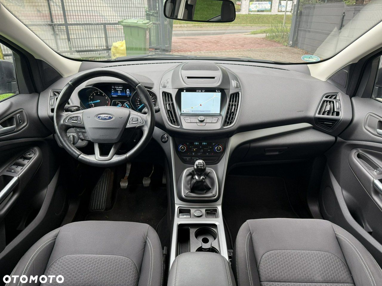 Ford Kuga - 11