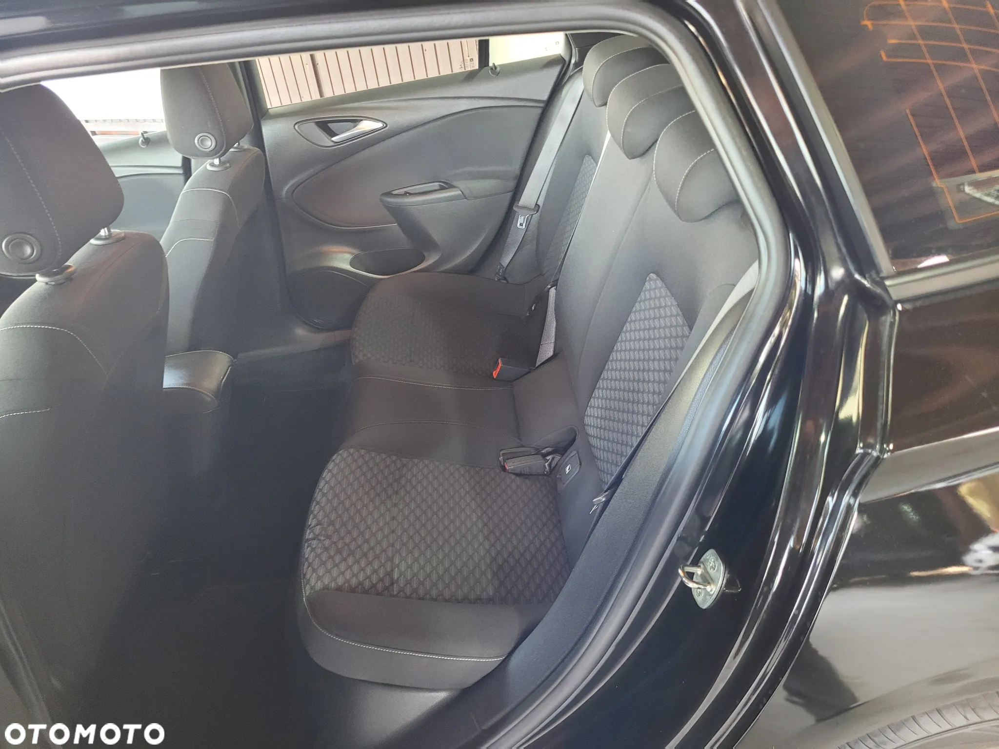 Opel Astra V 1.2 T Edition S&S - 13