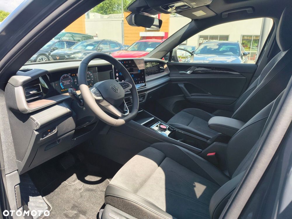 Volkswagen Tayron 2.0 TDI SCR 4Mot Elegance DSG - 21
