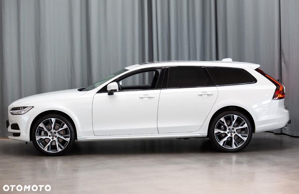Volvo V90 Cross Country - 8