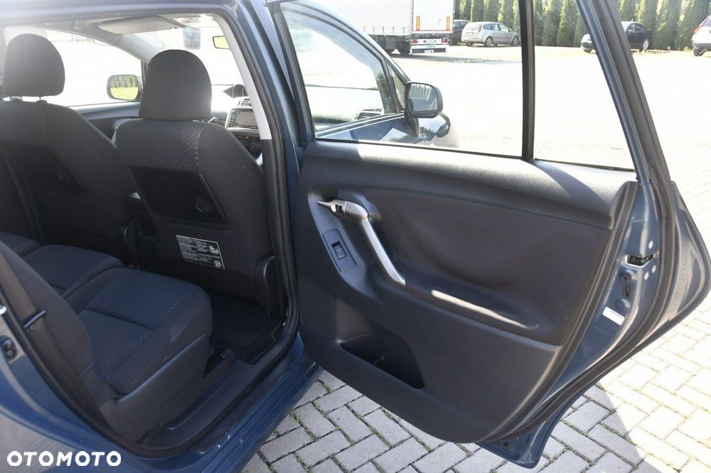 Toyota Verso - 20